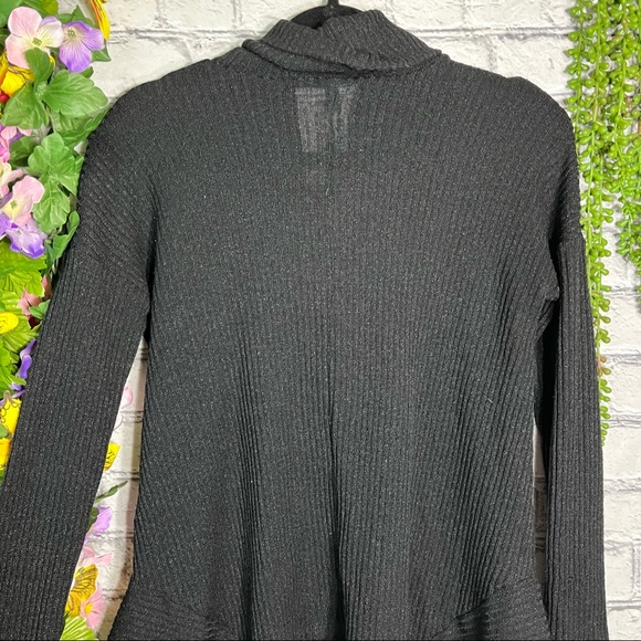 **💙2/$40💙Design Lab Lord & Taylor Black Cowl Neck Sweater Size Large - Picture 11 of 16